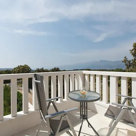 Villa Girasole - Two Bedroom Villa With Pool