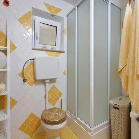 فيلة Villa Girasole - Two Bedroom Villa With Pool بوتشيتشا
